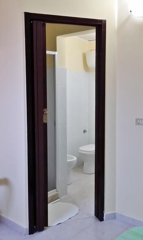 B&B Baia Dello Stretto Gallico Marina Bilik gambar