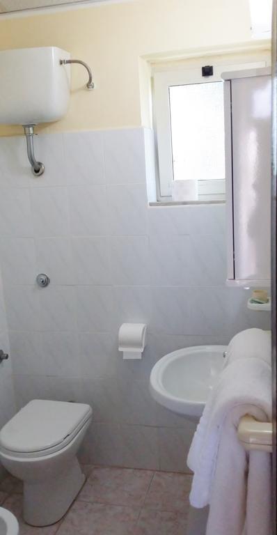 B&B Baia Dello Stretto Gallico Marina Bilik gambar