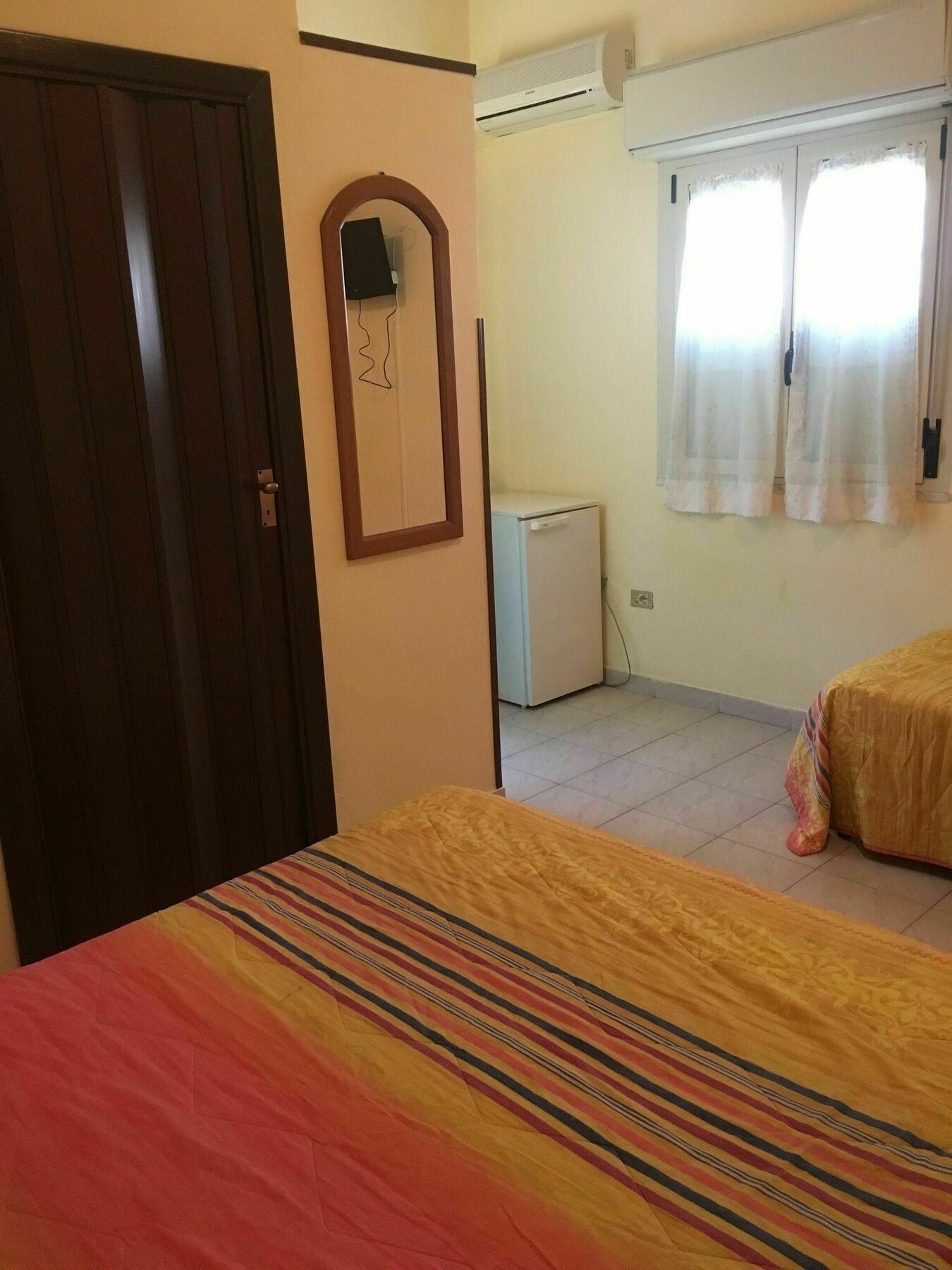 B&B Baia Dello Stretto Gallico Marina Luaran gambar